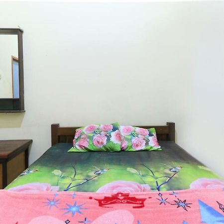 Hotel Erysa Juanda Sedati Экстерьер фото