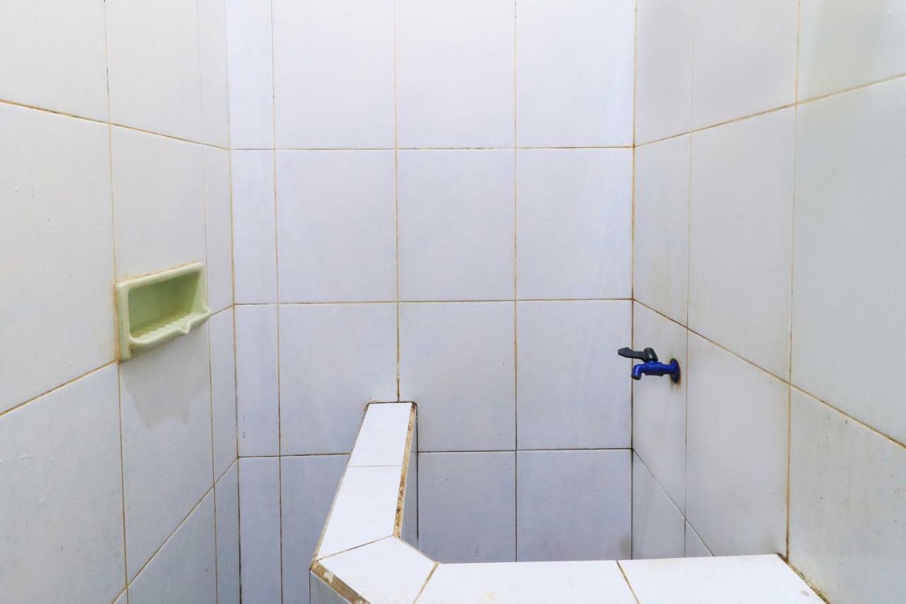 Hotel Erysa Juanda Sedati Экстерьер фото