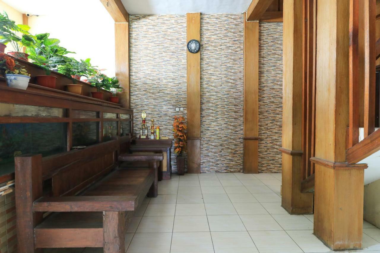 Hotel Erysa Juanda Sedati Экстерьер фото